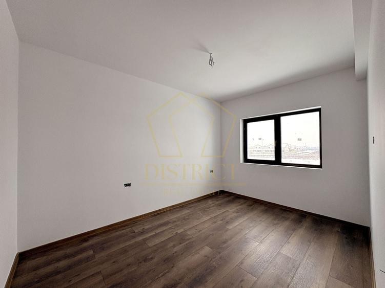 Duplex cu 4 camere cu Canalizare în Moșnița Veche