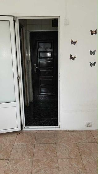 Garsonieră decomandată în Exterior Vest