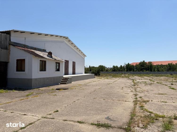 Spațiu comercial, de 1,250 mp, în Exterior Vest