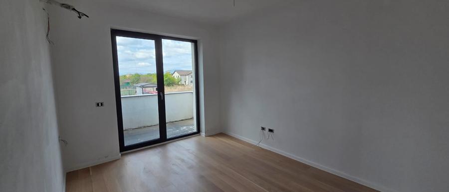 Casă individuală cu 5 camere cu Teren 500 Mp în Sânpetru