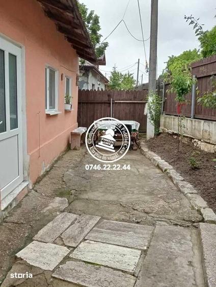 Casa 4 camere , 260 mp teren ,zona Ticau - Iasi - 1