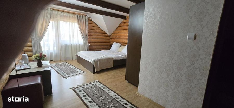 Casă cu 4 camere în Moroeni