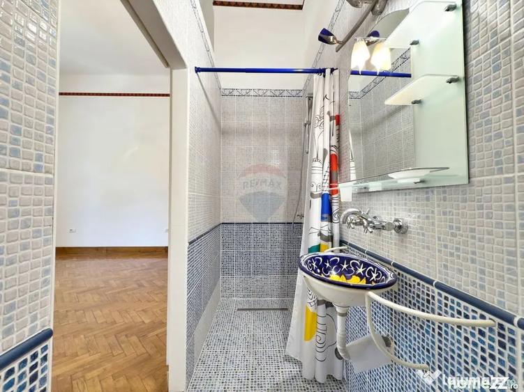 Spațiu comercial, de 100 mp, în Central