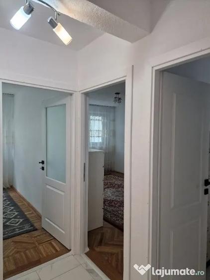 Apartament cu 2 camere decomandat în Drumul Taberei