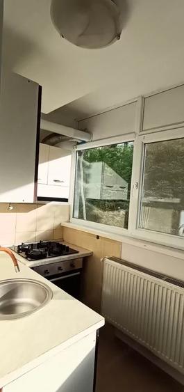 Închiriere Apartament 3 camere în Aparatorii Patriei - 6