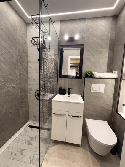 Apartament cu 2 camere decomandat, mobilat în Cetate