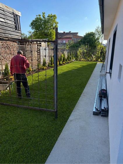 De vanzare casa 2 dormitoare un living baie 60mp plus teren in curte - 4