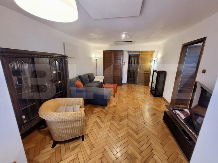 Apartament cu 2 camere semidecomandat, mobilat în Complex Studențesc