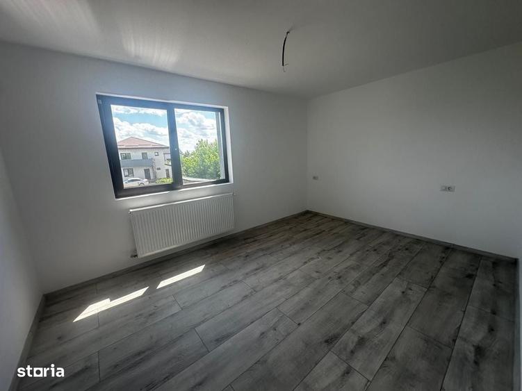 Casă cu 3 camere cu Teren 250 Mp în Central