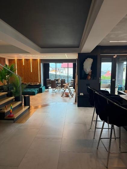 Casă individuală cu 5 camere cu Teren 500 Mp în Geamăna