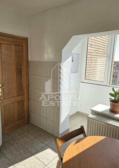 Apartament cu 3 camere decomandat, mobilat în Fortuna