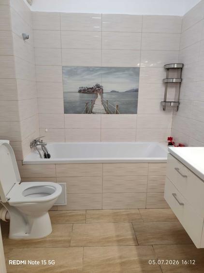 Ofer spre inchiriere apartament 2 camere nemobilat in complexul kristal residence, parcare proprie , contract de inchiriere. Pret 350 euro - 8