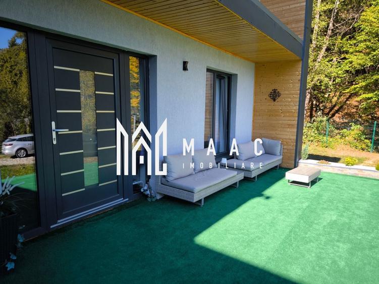 Casă individuală cu 5 camere cu Canalizare în Sadu