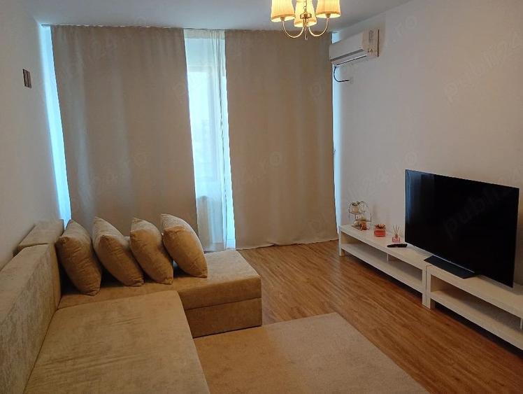 Apartament cu 2 camere decomandat în Central