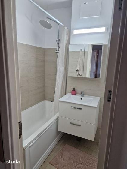 Garsonieră decomandată în Inel I