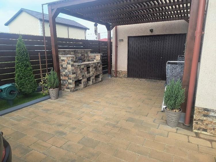 Casă cu 6 camere cu Teren 600 Mp în Râmnicu Sărat