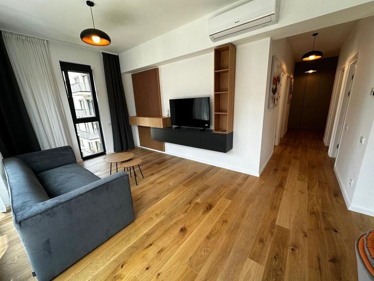 Apartament cu 3 camere, mobilat în Grivița