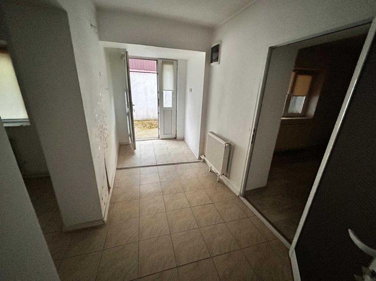 Spațiu comercial, de 106 mp, în Central