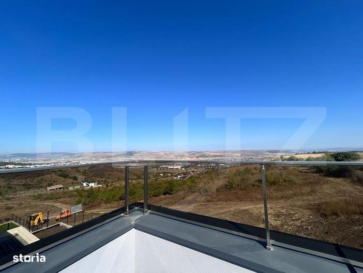 Casa de 214 mp, teren 458 mp, cu Vedere Panoramica in Dezmir - 2