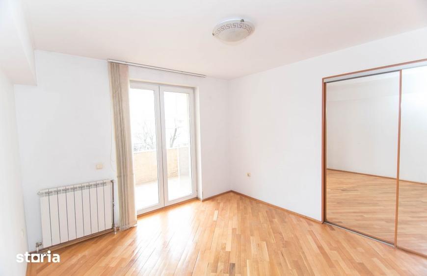 Apartament cu 3 camere în Ultracentral