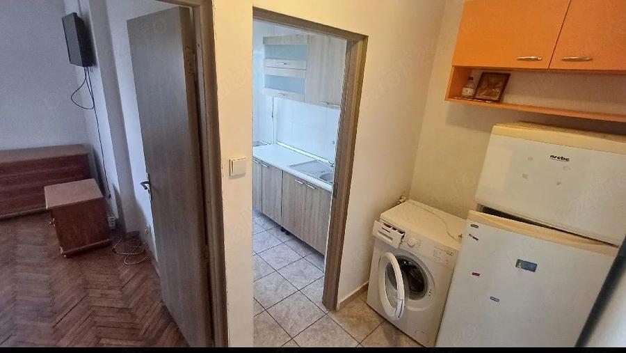 Garsonieră decomandată în Abator
