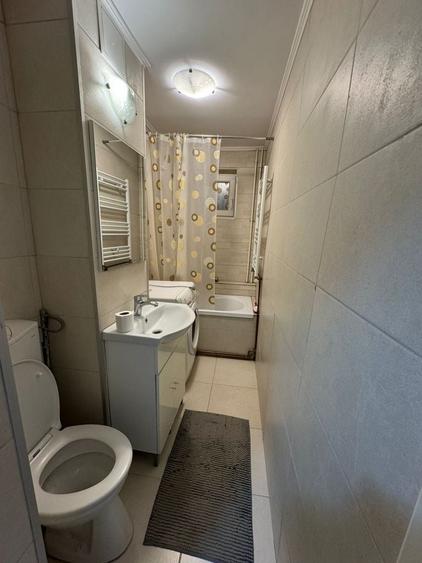 Apartament cu 2 camere semidecomandat în Spitalul Județean
