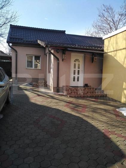 Casă individuală cu 3 camere cu Canalizare în Nord