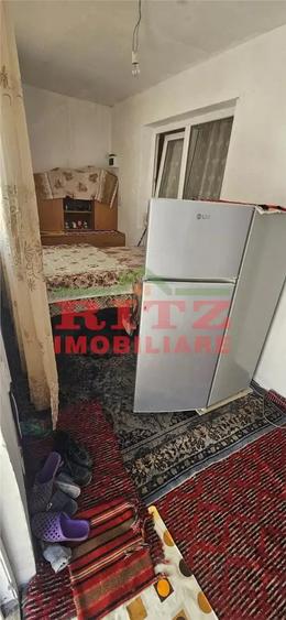 Casă cu 2 camere cu Teren 688 Mp în Caracal