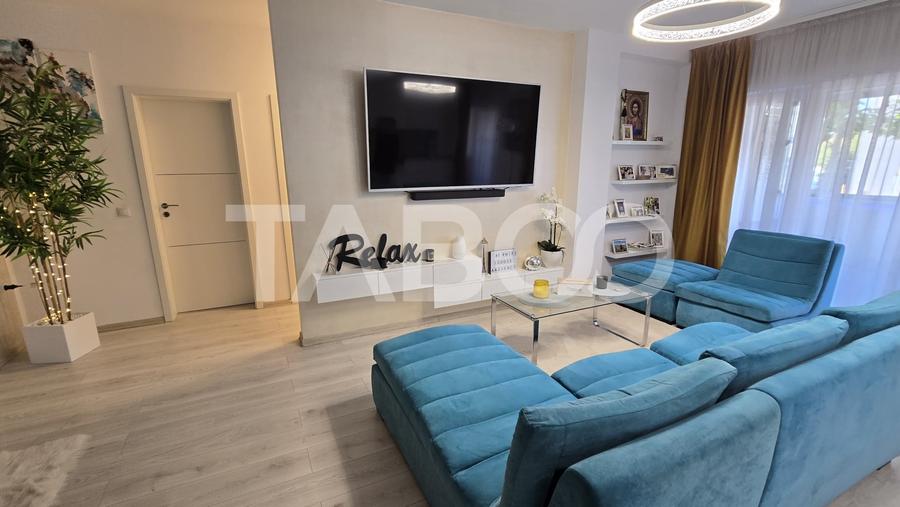 Apartament cu 3 camere decomandat, mobilat în Piața Cluj