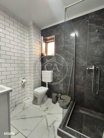 Casă cu 4 camere decomandat cu Teren 300 Mp în Central