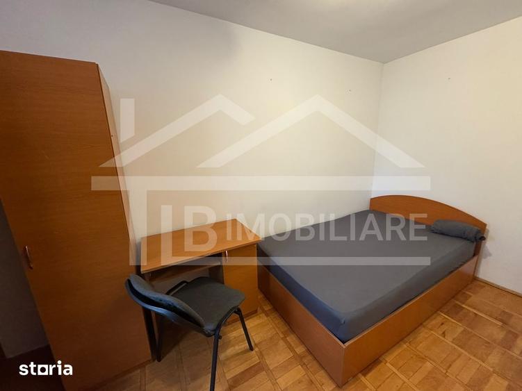 Apartament cu 3 camere semidecomandat în Dâmbu Pietros