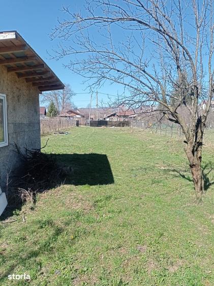 Teren de 718 mp, în Brebu