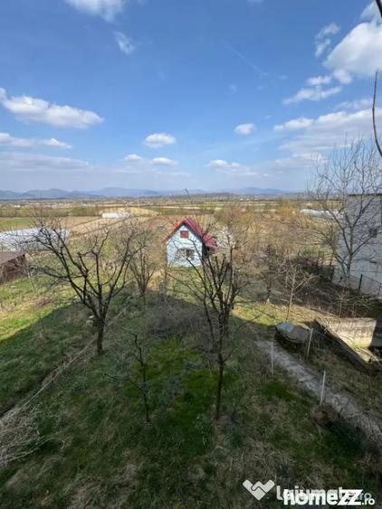 Casă cu 3 camere cu Teren 3300 Mp în Coltău