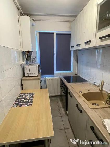 Apartament cu 2 camere nedecomandat în Central