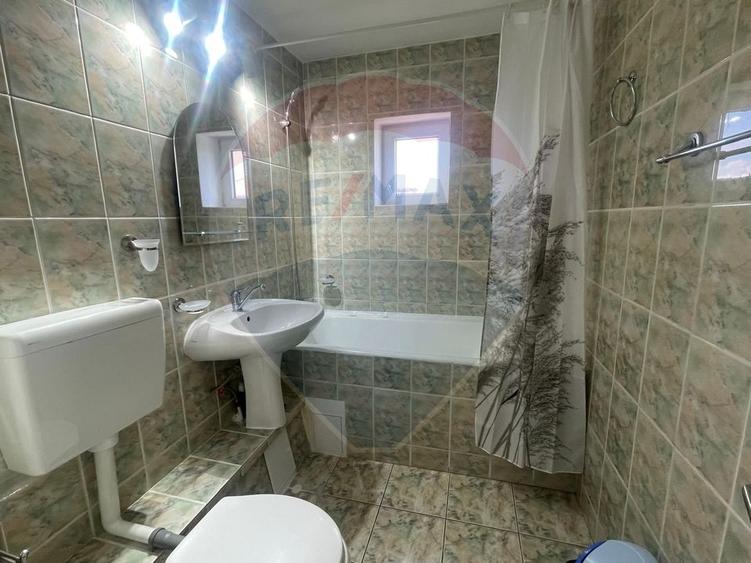 Apartament cu 2 camere decomandat în Decebal