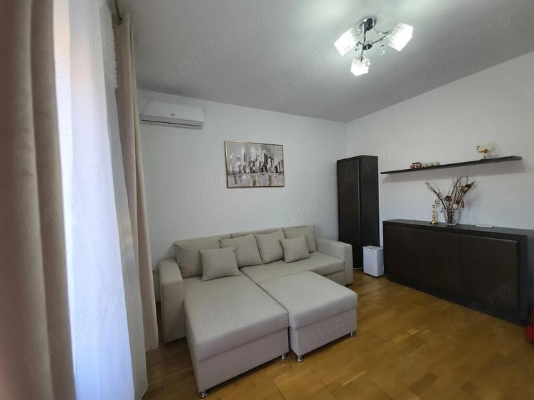 Apartament cu 2 camere decomandat în Giroc