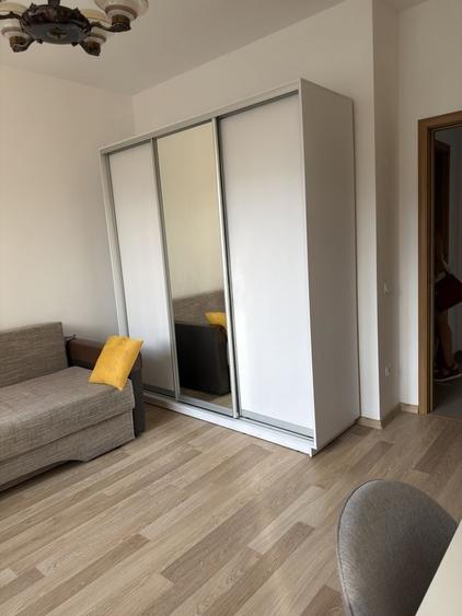 Garsonieră decomandată în Central