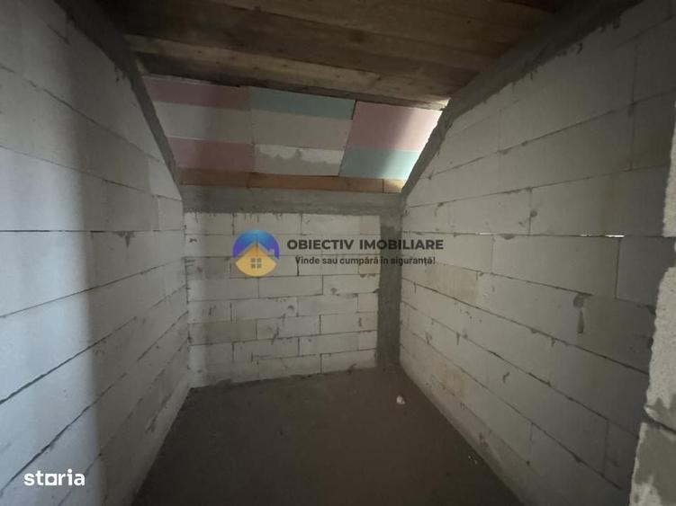 Casă cu 4 camere cu Teren 953 Mp în Gura Văii