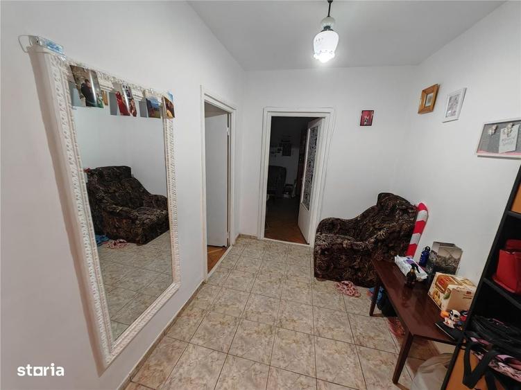 Apartament cu 2 camere decomandat în Albești