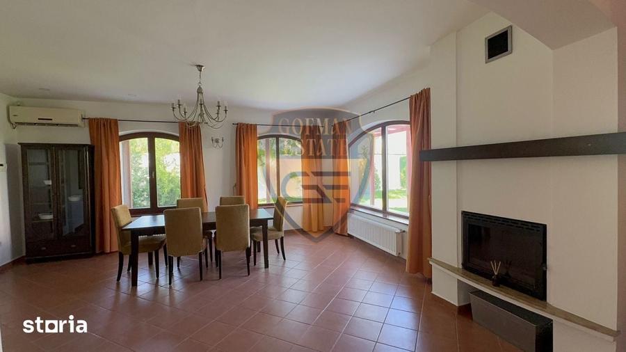 Casă cu 5 camere cu Teren 700 Mp în Nord