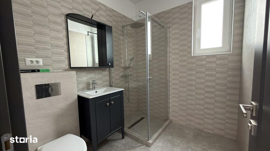 Casă cu 3 camere decomandat cu Teren 400 Mp în Berceni