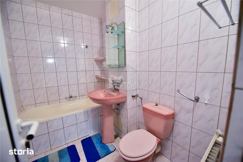 Apartament cu 3 camere decomandat, mobilat în Turnișor