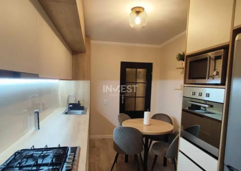 Apartament cu 3 camere decomandat, mobilat în Dacia