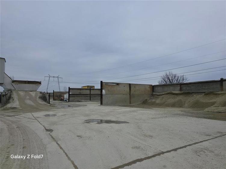 Spațiu industrial, de 9,000 mp, în Chiajna