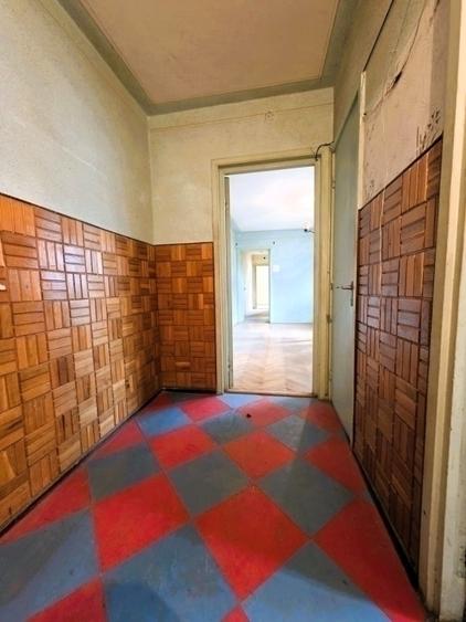 Apartament cu 3 camere semidecomandat în Tătărași