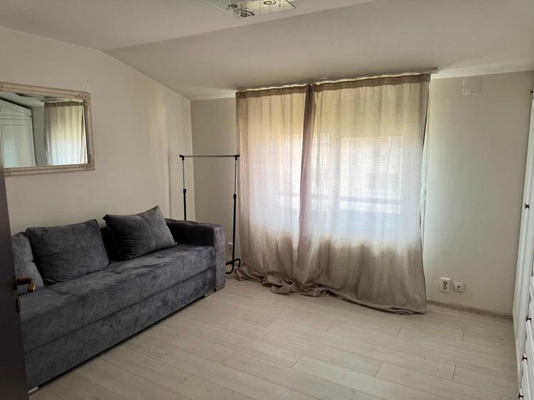 Apartament cu 3 camere decomandat în Șagului