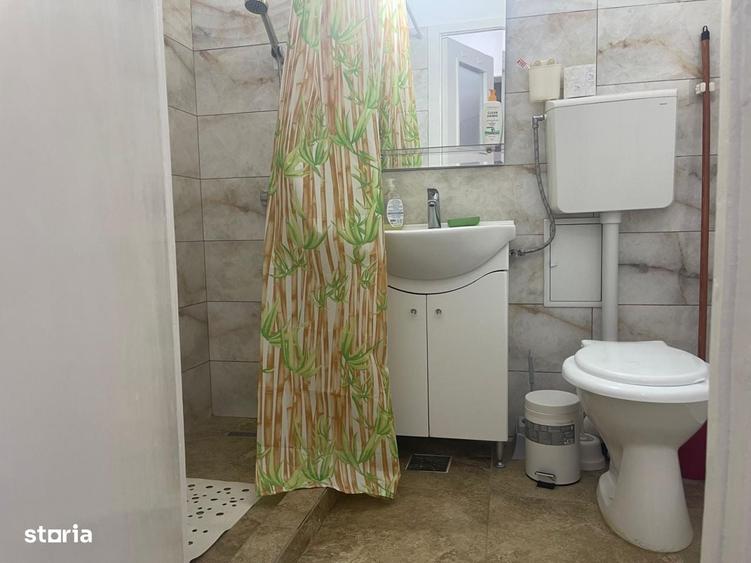 Apartament cu 2 camere decomandat în Păcii
