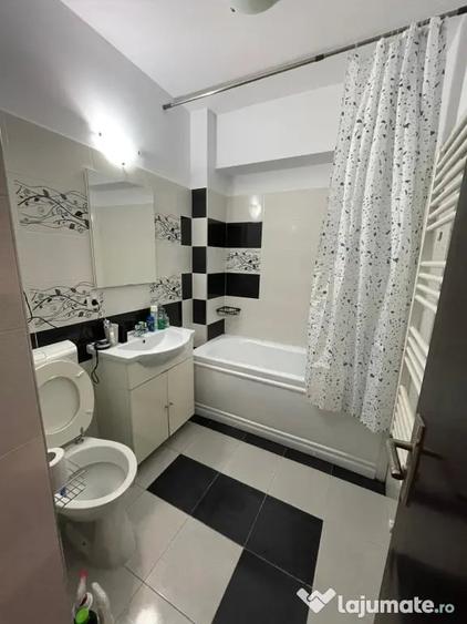 Apartament cu 2 camere decomandat în Iris