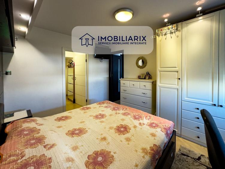 Apartament cu 3 camere decomandat, mobilat în Casa de Cultură