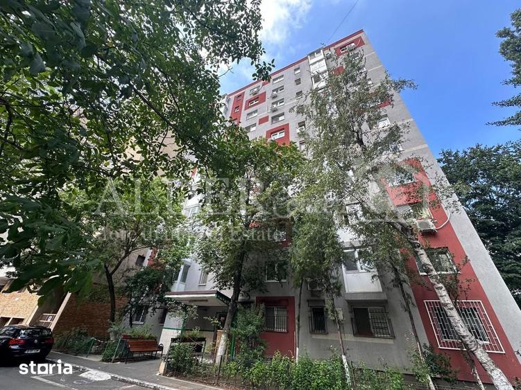 Apartament cu 2 camere în Arcul de Triumf